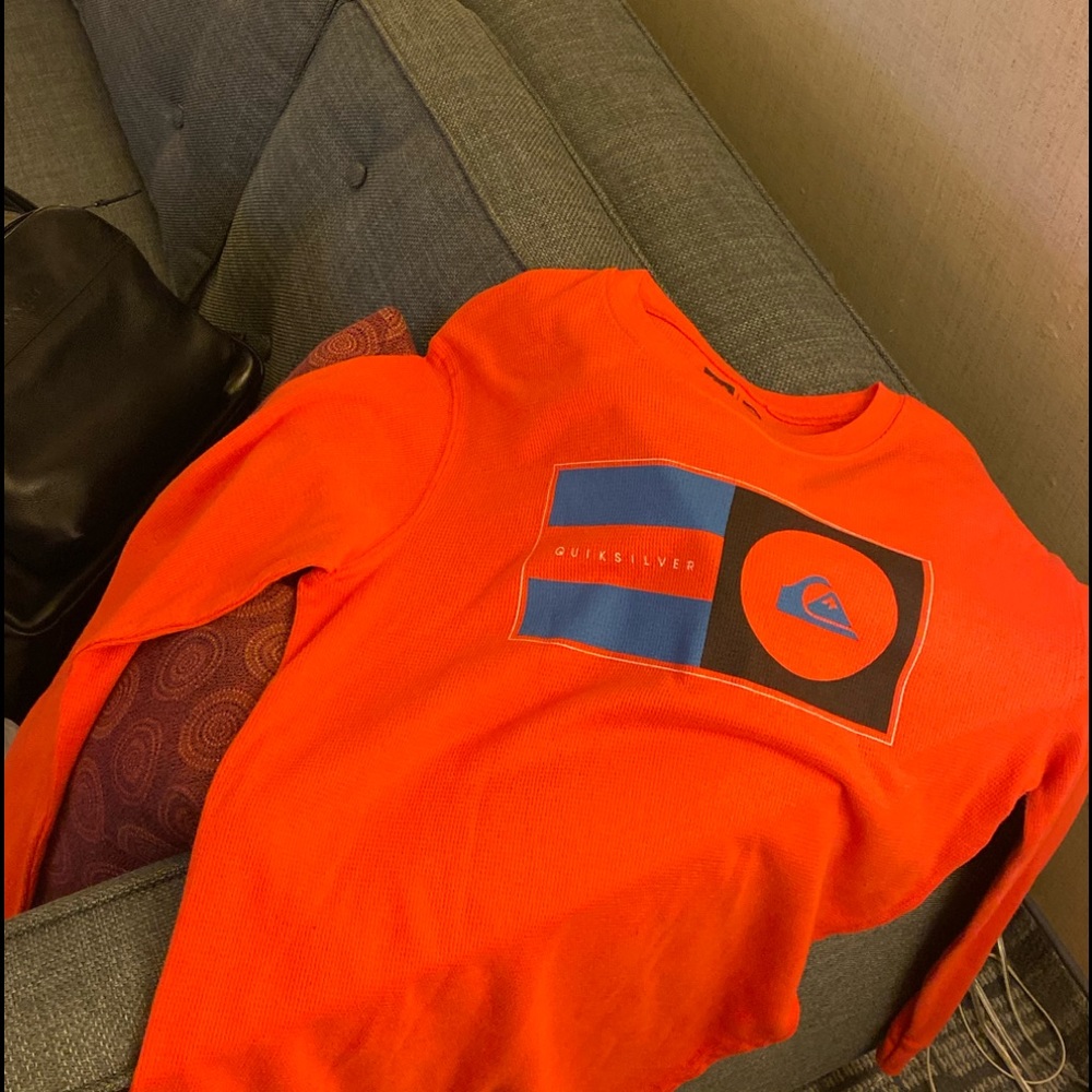 Quicksilver long sleeve